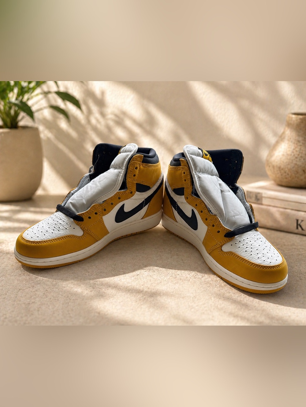 Air Jordan 1 Retro High OG GS | Size 5.5Y